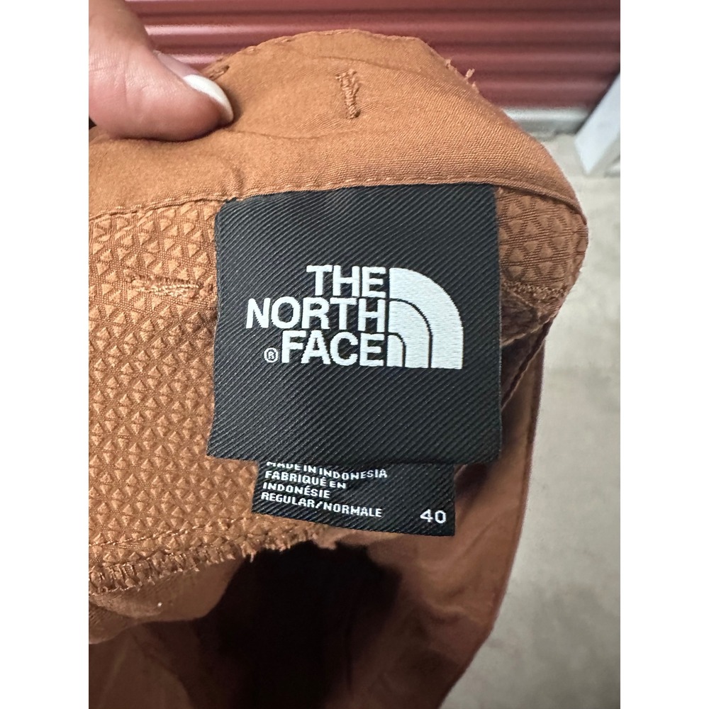 The North Face Paramount Active Shorts Hiking Outdoor Brown Size 40 - Picture 10 of 10